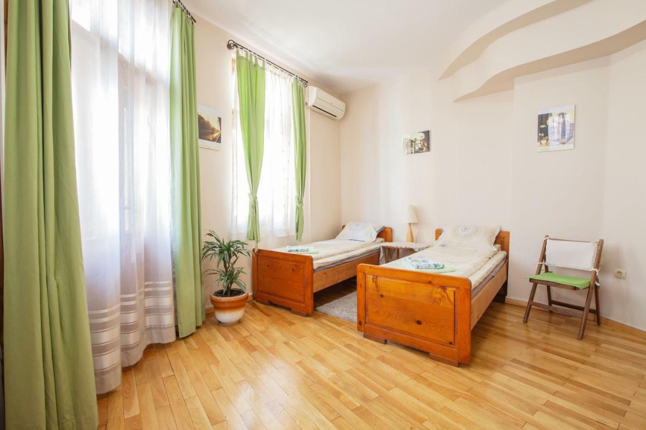 Time Traveling Apartment Sofia City מראה חיצוני תמונה